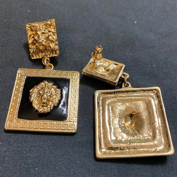 Black and Gold Post and Dangle Leo Lion Earrings - Picture 2 of 3